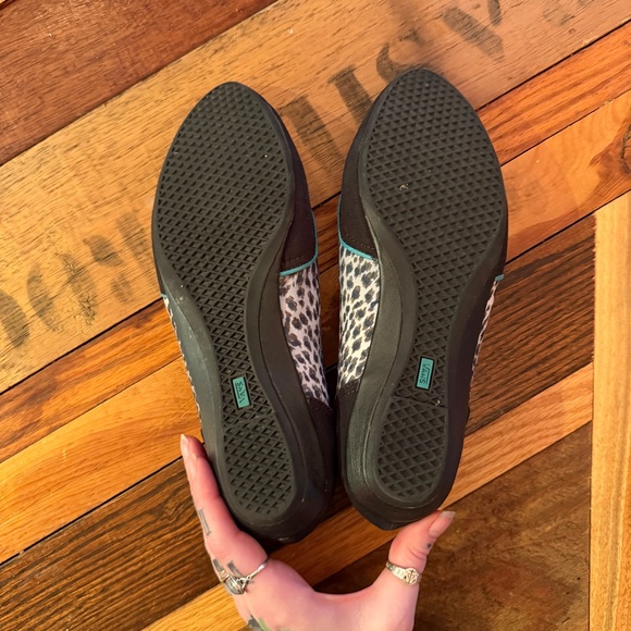 RARE Vans Women's Black Ballet Flats with Leopard Trim and Teal Insole Sz 9 - Picture 3 of 5